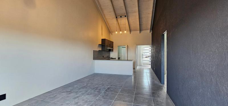 2 Bedroom Property for Sale in Villa Diamante Western Cape